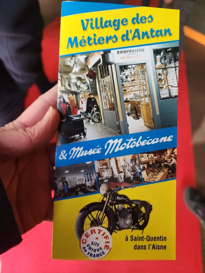 Village des métiers d’antan et musée Motobécane