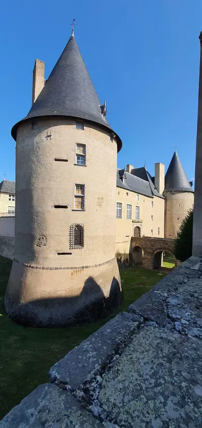 vue sur l'une des tours d'angle