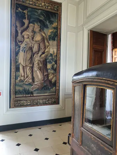 tapisserie d'Aubusson et carrosse