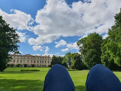 pause dans le château de Parentignat