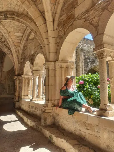 pause dans le cloitre
