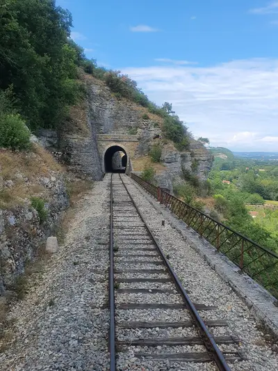 tunnel sur l'itinéraire du truffadou