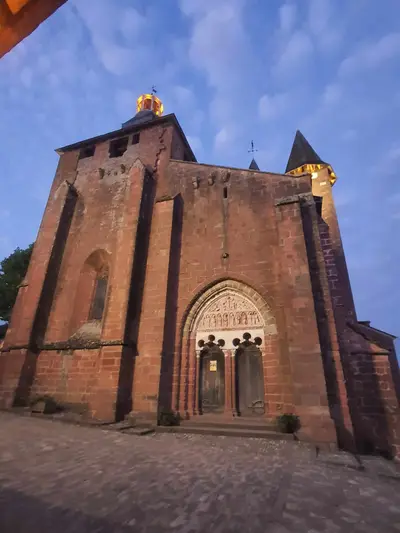 église le soir
