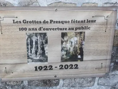 La grotte est ouverte depuis 100 ans