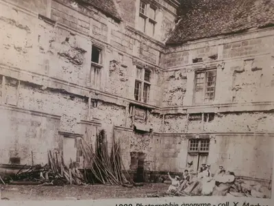 photo du château avant restauration
