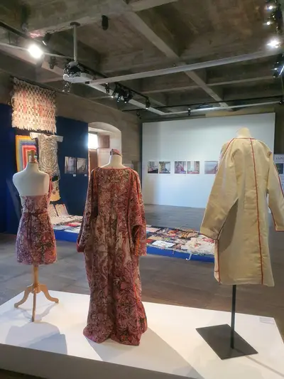 robes sur mannequin