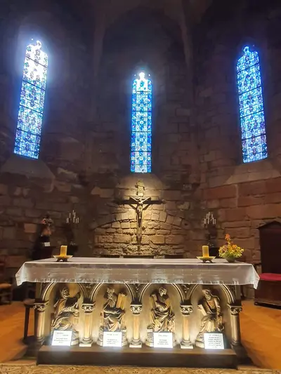 autel de l'église