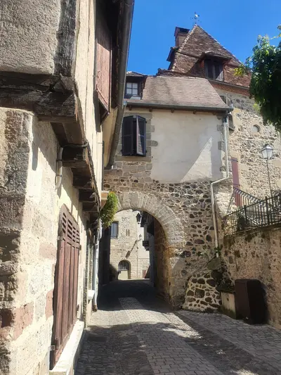 maison servant de pont pour passer