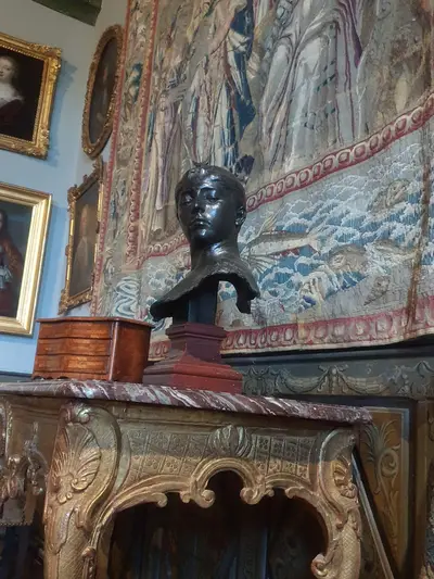 tête d'homme en bronze