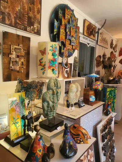 produits vendus dans le showroom