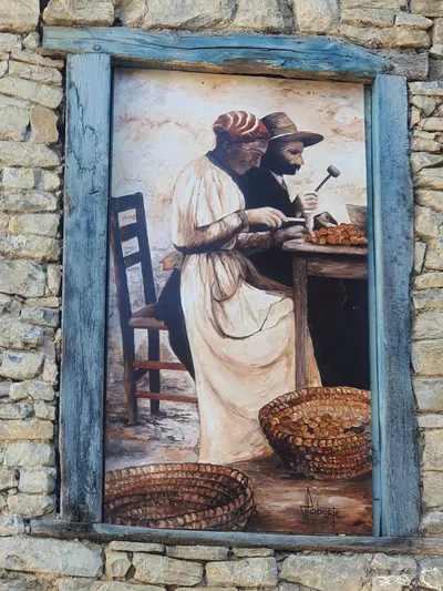 couple qui casse des noix