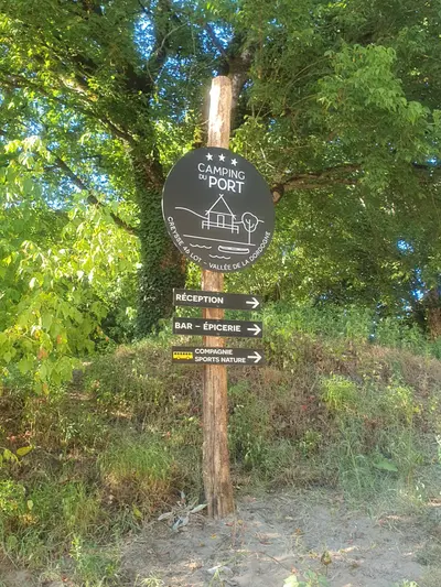 panneau camping du port