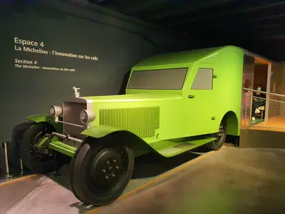 Voiture Micheline verte