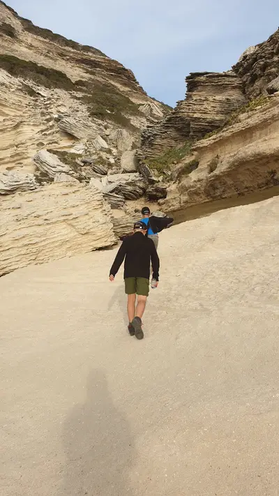 Enfants dans les bouches de Bonifacio