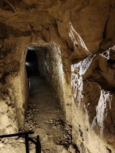 tunnel