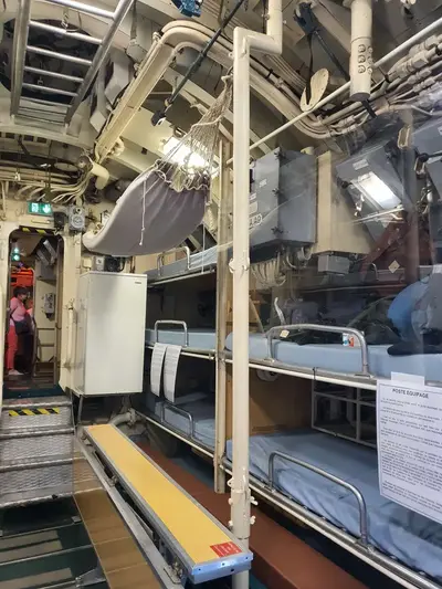 Couchages équipage sous-marin Flore
