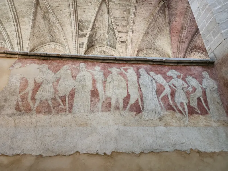 Deuxième panneau de la danse macabre à l'abbaye de la Chaise-Dieu