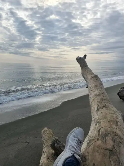 Détente sur la plage d'Aleria