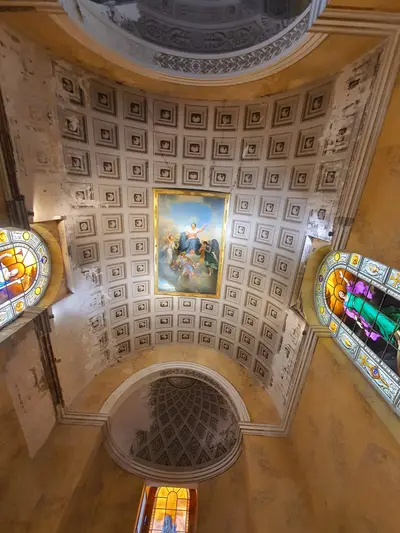 Domaine royal randan plafond chapelle 1 scaled
