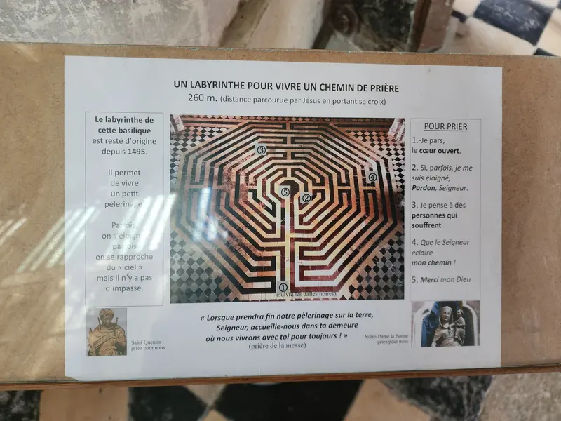 Explications sur le labyrinthe