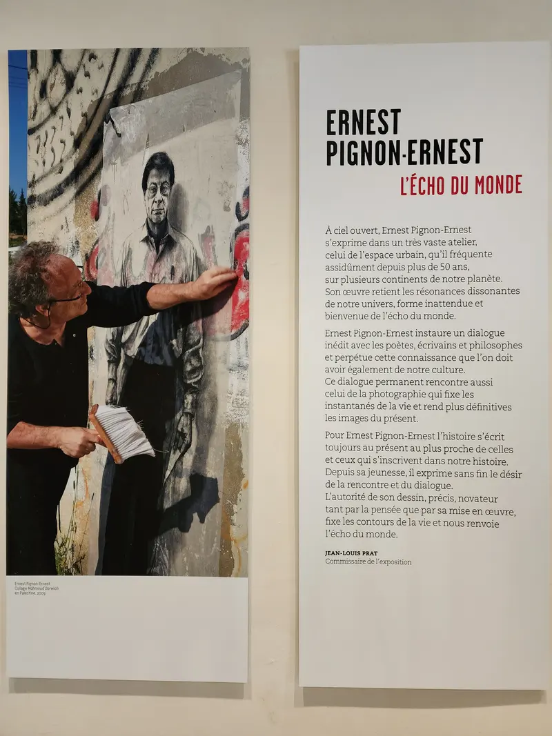 Panneau explicatif de l'exposition Echo du monde au Doyenné de Brioude