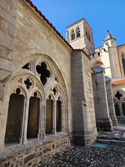 Ouverture de l'ancien cloître de l'abbaye de la Chaise-Dieu