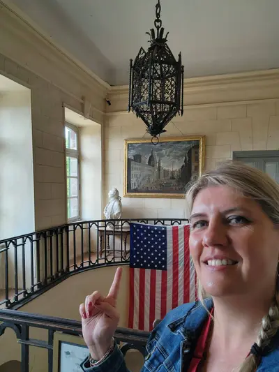 Florandophoto drapeau americain chavaniac lafayette scaled