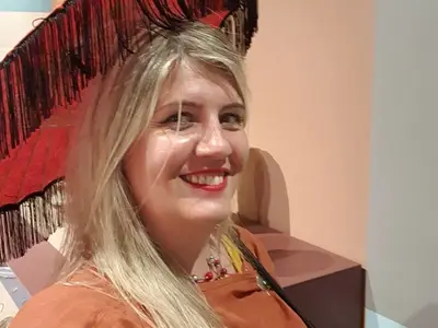 Habillée par un costumier au forum antique de Bavay
