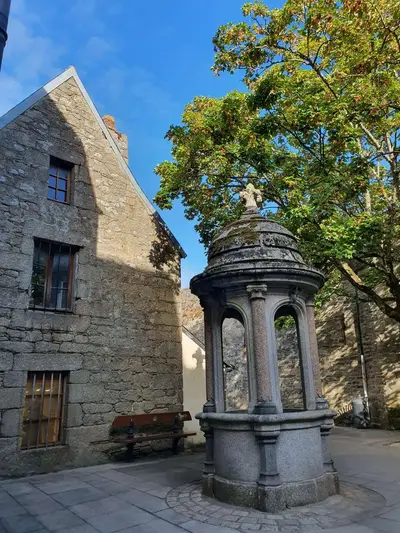 Edifice ville close Concarneau