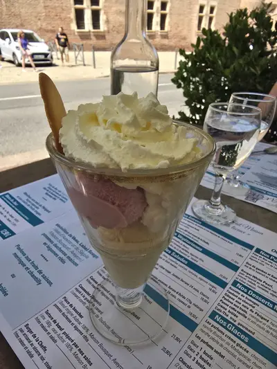 Glace jardins eveche scaled