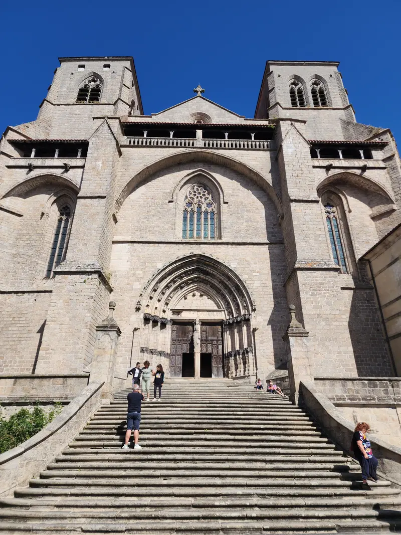 Façade de l'abbaye de la Chaise-Dieu