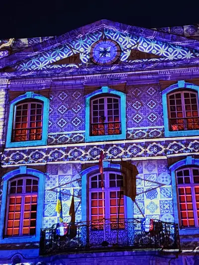Hôtel de ville mapping carrelage
