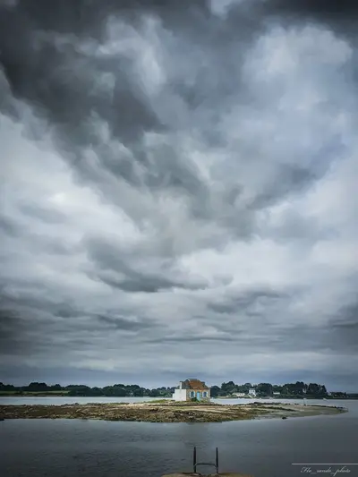 Maison isolée sur l'îlot Saint Cado