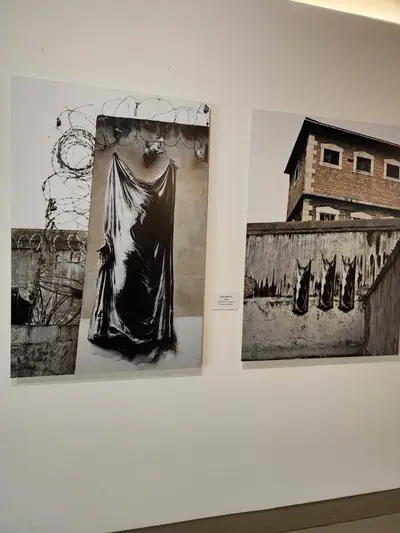 Exposition écho du monde au Doyenné à Brioude Ernest Pignon