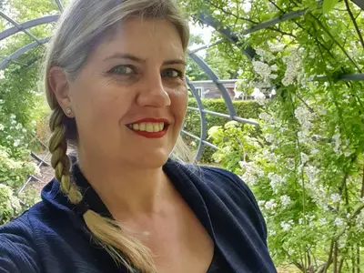 Moi au Parc Mallet-Stevens