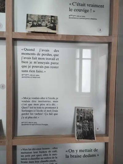 Témoignages d'anciennes dentellières au musée de Retournac