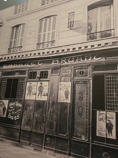 exposition temporaire sur les affiches: photo boutiq
