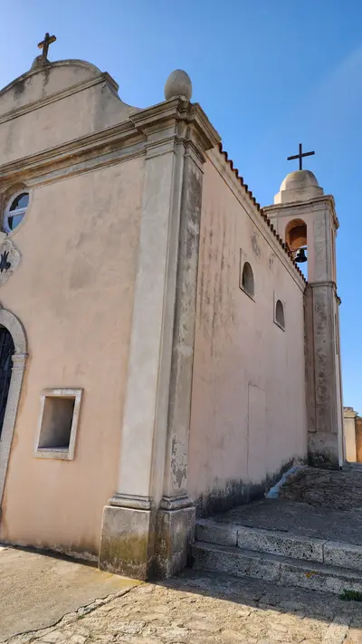 Notre dame de la serra chapelle scaled
