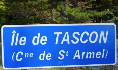 Pancarte île de Tascon