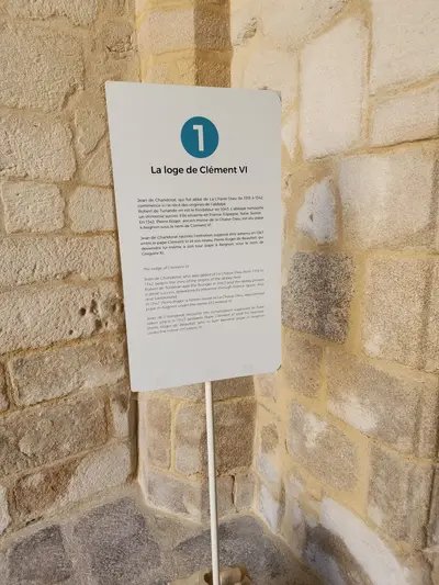 Panneau du parcours à l'abbaye de la Chaise-Dieu