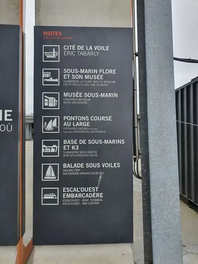 Visite la base à Lorient