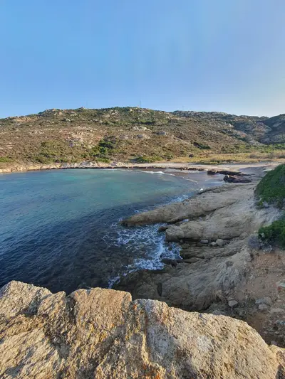 Eau bleue et plage