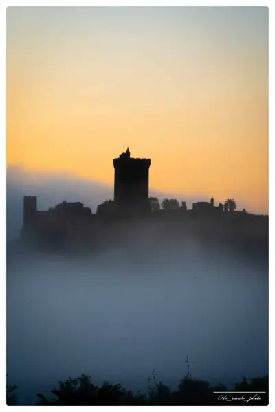 Polignac dans le brouillard