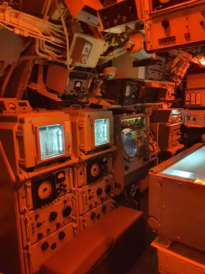 Salle des commandes sous-marin Flore