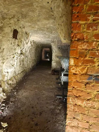 tunnel