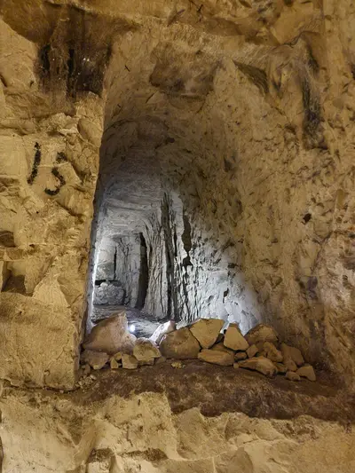 tunnel