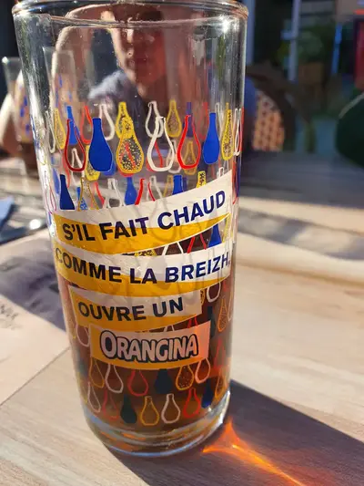 Verre Orangina au Skipper à Concarneau