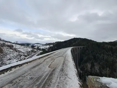 Viaduc en hiver sans rembardes