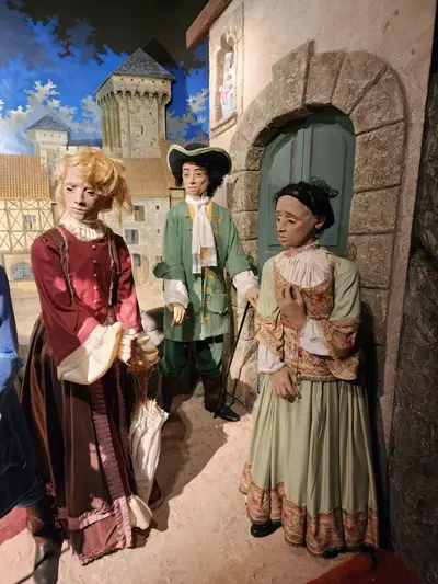 Discussion au musée fantastique de la bête de Gévaudan à Saugues
