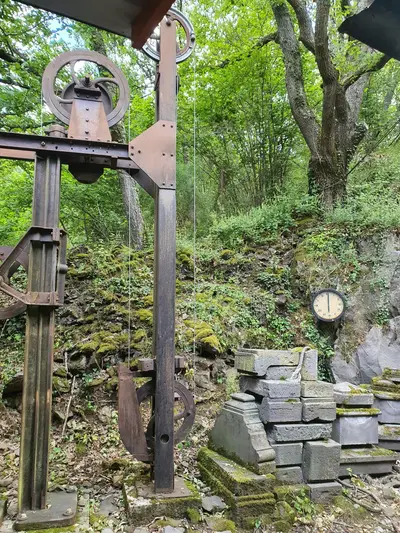 Treuil pour porter des pierres